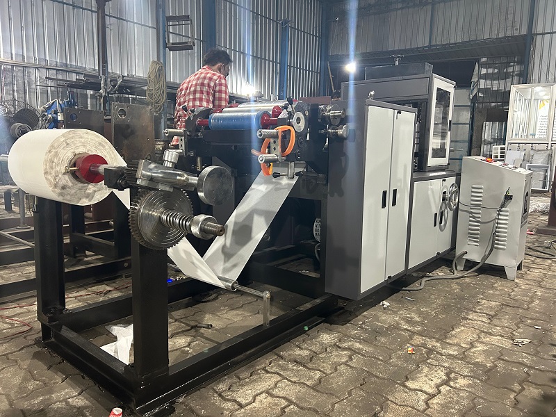 Tissue Paper (Napkin) Converting Machine 1